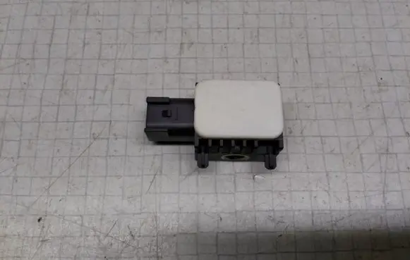 Ford Focus C-MAX Airbag deployment crash/impact sensor 3M5T14B342AB 110504