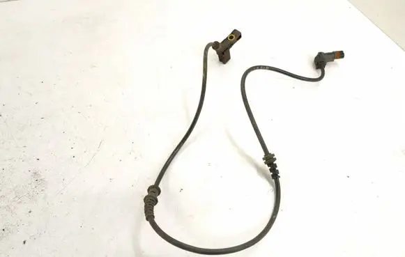 Mercedes-Benz E W212 Brake pads wear sensor 2125401605 A2125401605