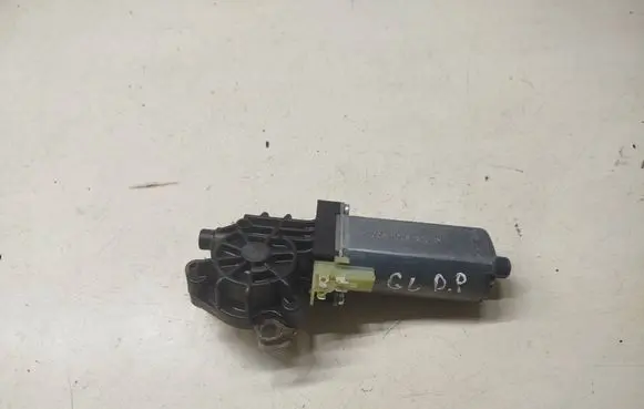 Mercedes-Benz GL X164 Seat adjustment motor 0390203004