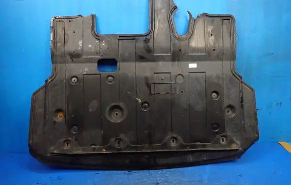 Hyundai i40 Engine splash shield/under tray 29110-3Z100