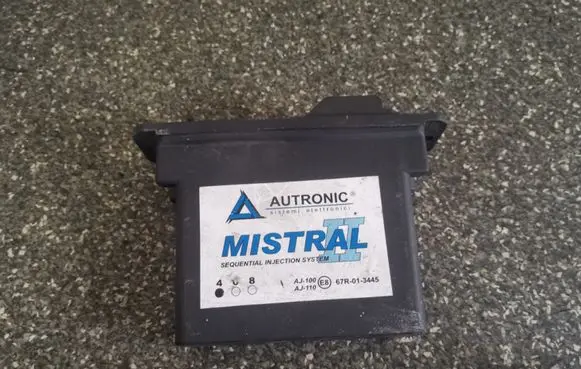 BMW 5 E39 LP gas control unit module 67R013445