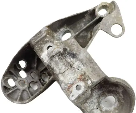 Audi A4 S4 B6 8E 8H Engine mounting bracket 8E0199351