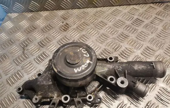 Mercedes-Benz CLK A209 C209 Water pump 6112010310