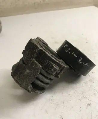 Chevrolet Captiva Generator/alternator belt tensioner 25182787