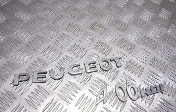 Peugeot 406 Manufacturers badge/model letters 