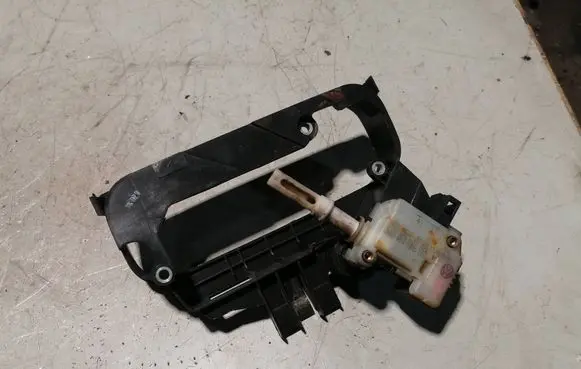 Volkswagen Multivan T5 Tailgate/trunk/boot exterior handle 7E5827315A 3B0959781D 3B5827061C