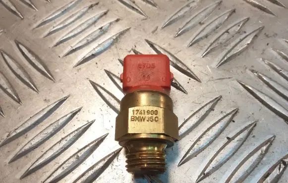 Land Rover Freelander Coolant temperature sensor 1741900 BMW35C