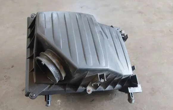 Opel Combo C Air filter box