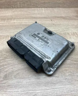 Volkswagen PASSAT B5.5 Engine control unit/module ECU 038906019J 0281010216