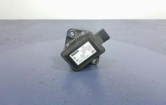 Toyota Avensis Verso ESP acceleration yaw rate sensor 89183-02020