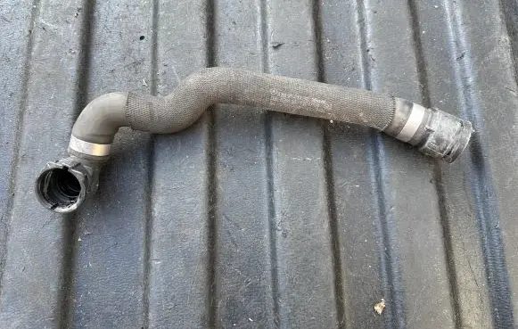 Mercedes-Benz C W205 Engine coolant pipe/hose A2055014684