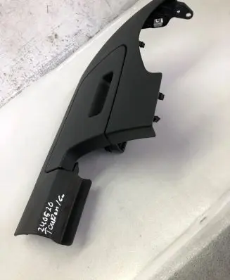 Volkswagen Touran III Glove box 5tb858365a