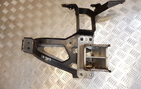 BMW 5 E60 E61 Front bumper shock/impact absorber 7163484 38207