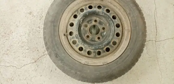 Nissan Almera Tino R15 steel rim 6JX15CH ET40