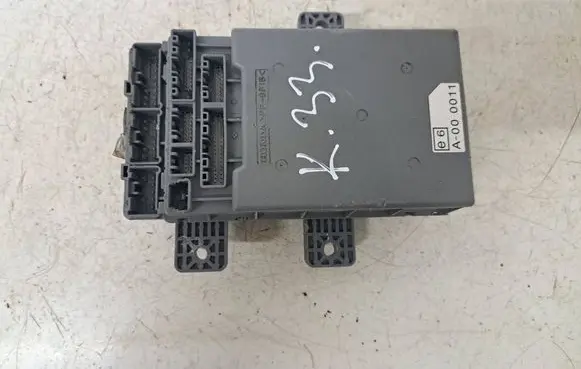 Honda Civic Fuse module SMGS330
