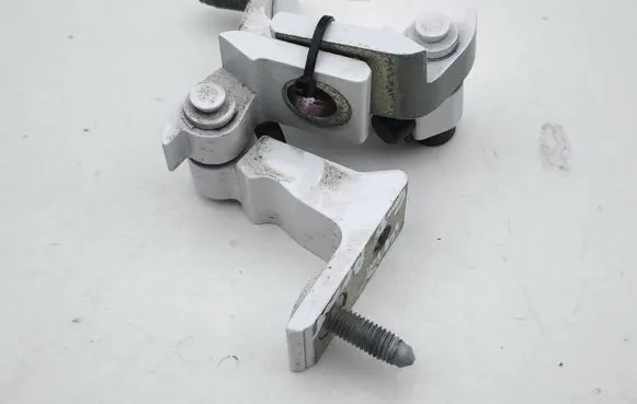 Audi A5 Rear door hinge set 8B5833402A