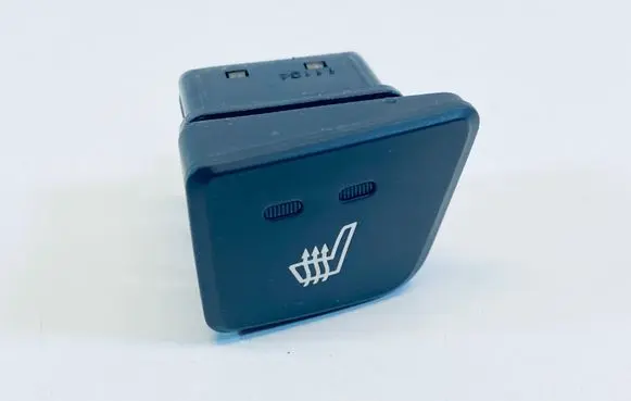 Hyundai i30 Seat heating switch 933402L000WK