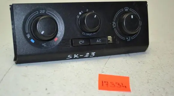 Skoda Fabia Mk1 (6Y) Climate control unit 5J0820045 A2242002 901513690000