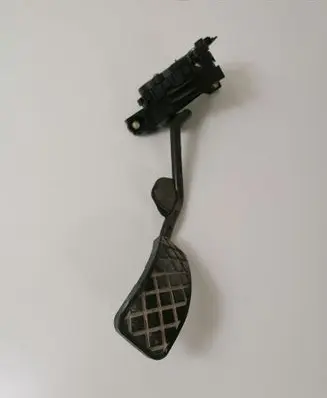 Volkswagen PASSAT B5.5 Accelerator throttle pedal 8D2721523E