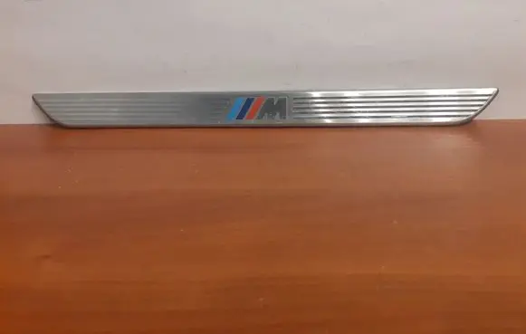 BMW X5 E70 Side skirt rear trim 10871 7172341