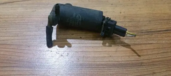 Windscreen/windshield washer pump