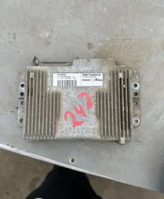 Renault Megane I Engine control unit/module 7700860319