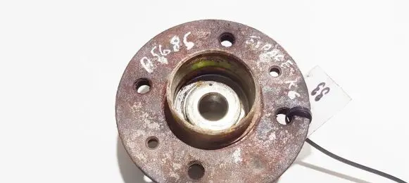 Renault Espace II Rear wheel hub