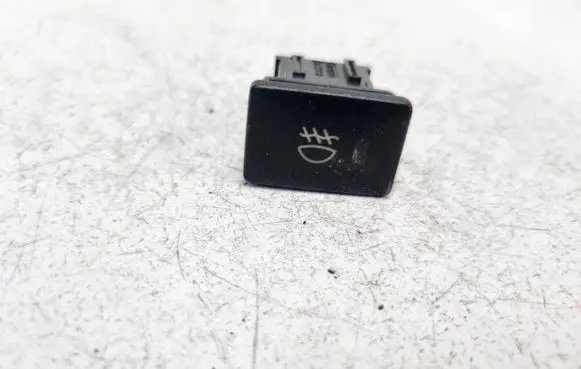 Toyota Yaris Fog light switch 15C032