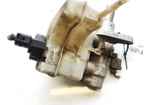 Volkswagen PASSAT B6 Master brake cylinder 03350886771 03.3508-8677.1