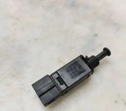 Volkswagen Golf IV Brake pedal sensor switch 1H0927189D
