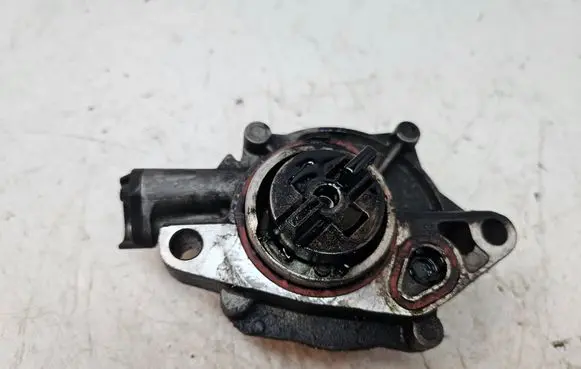 Mazda 2 Vacuum pump 9658398080