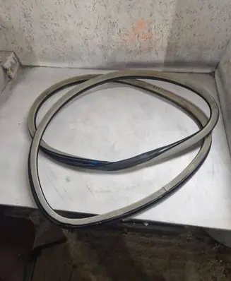 Citroen C5 Front door rubber seal 