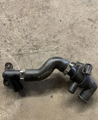 Thermostat/thermostat housing