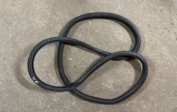 Citroen C4 III e-C4 Front door rubber seal 