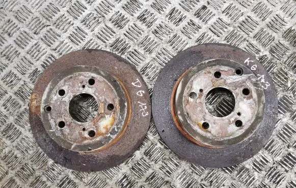 Toyota RAV 4 (XA30) Rear brake disc