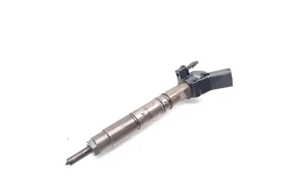 Chrysler 300 - 300C Fuel injector A6420700587 0445115027