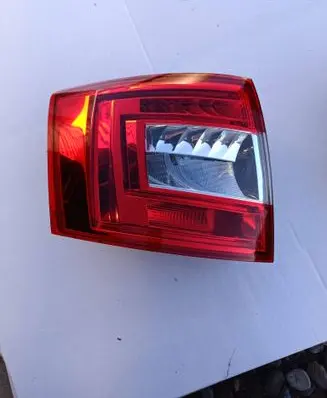 Skoda Octavia Mk3 (5E) Rear/tail lights 5E9945095A