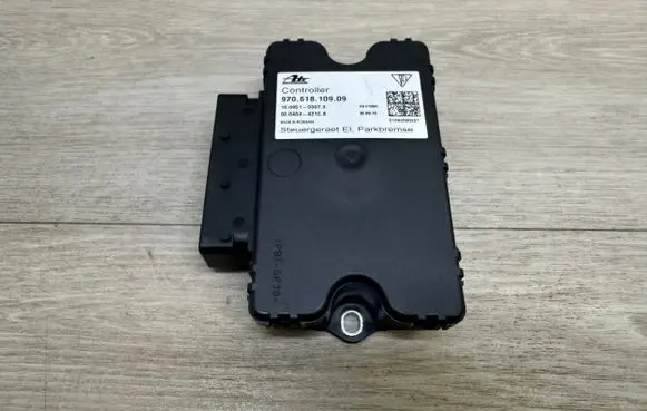 Porsche Panamera (970) Hand brake control module 97061810909