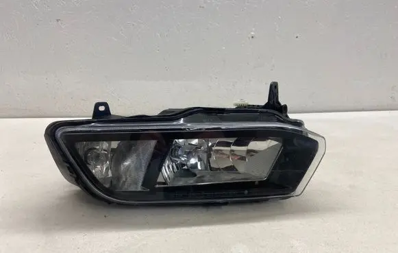 Volkswagen Polo VI Front fog light 6C0941661 1NA01198701 0119870100125377