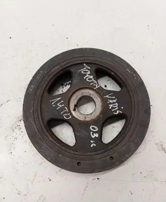 Toyota Yaris Fuel pump gear (pulley) 