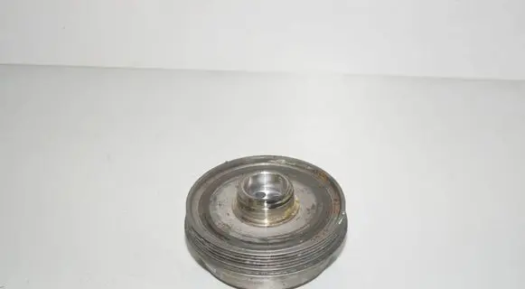 BMW 1 F40 Crankshaft pulley 11237925778 8579927 11238579927