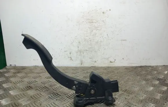 Mitsubishi Eclipse Cross Accelerator throttle pedal 1600A116