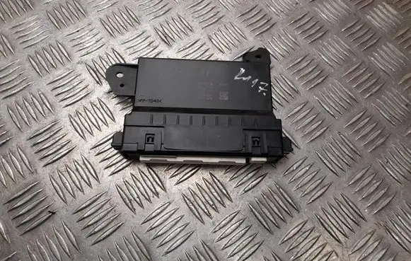 Toyota Camry VIII XV70 Other control units/modules 8865033D21