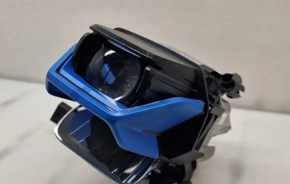Headlight part