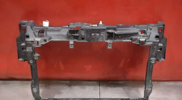 Mazda CX-7 Front bodywork piece L20653110