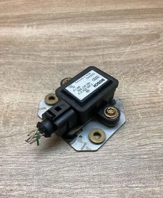 Audi A6 S6 C5 4B ESP acceleration yaw rate sensor 4B0907655 0265005213 WithPlug