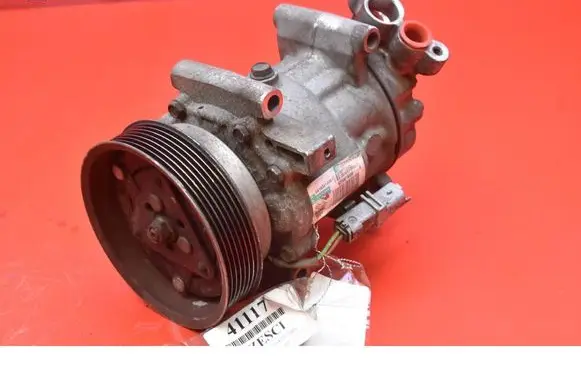 Renault Twingo II Air conditioning (A/C) compressor (pump) 8200819568A