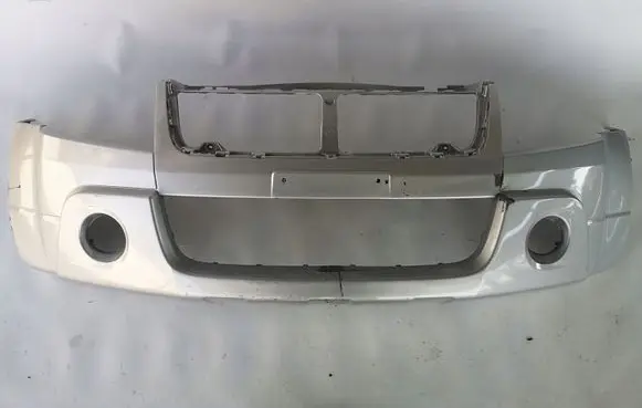 Suzuki Grand Vitara II Front bumper