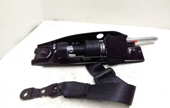 Volvo S80 Front seatbelt 6272235500