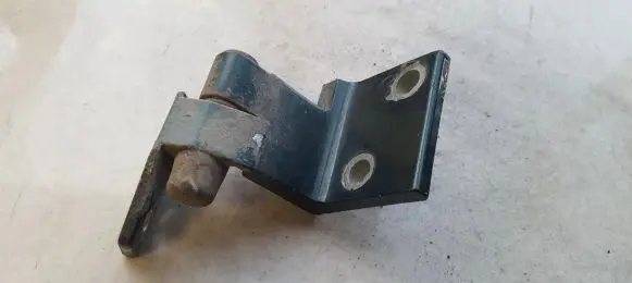 Peugeot 406 Rear door lower hinge